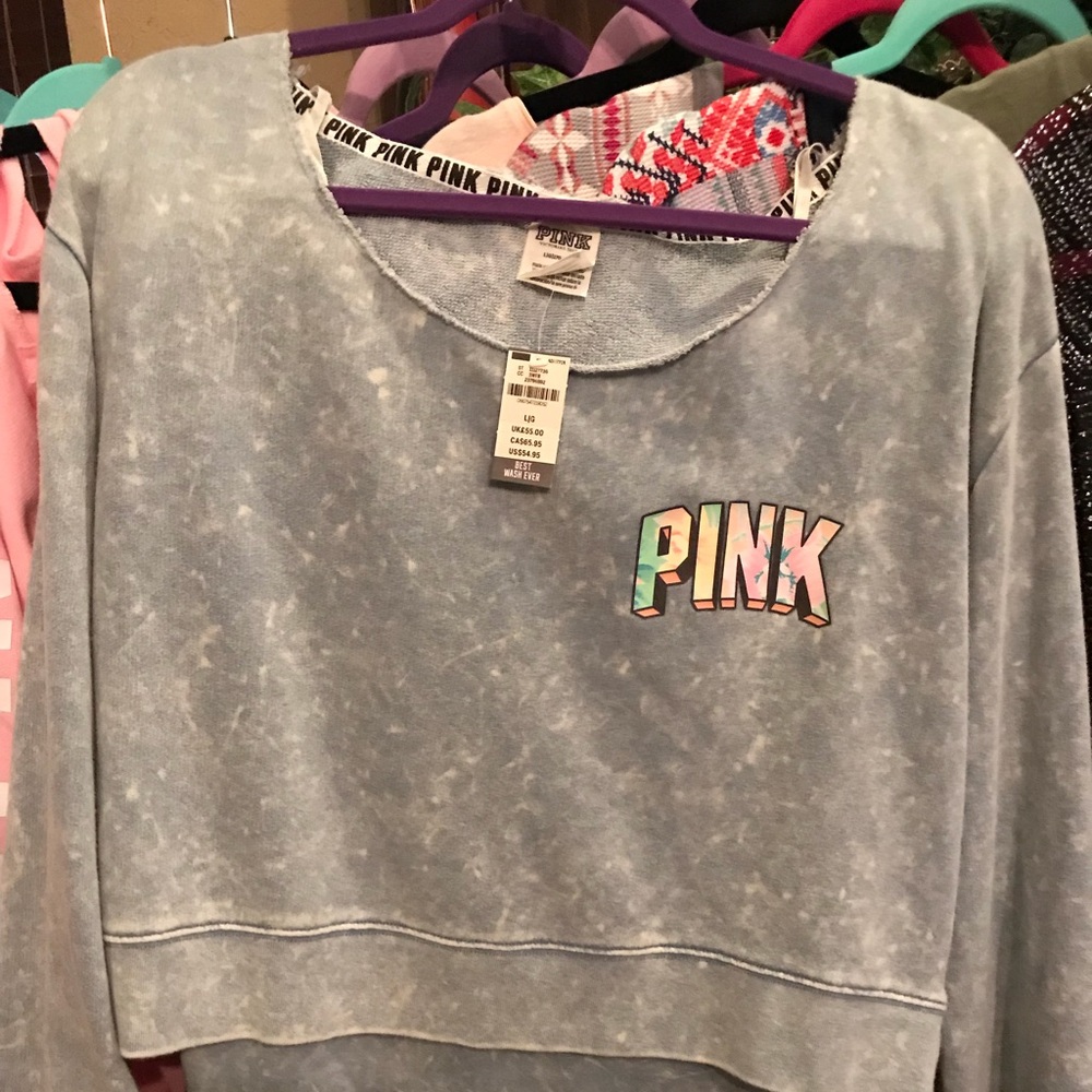 🐰 🐰NWT•PINK SWEATSHIRT 🐰🐰